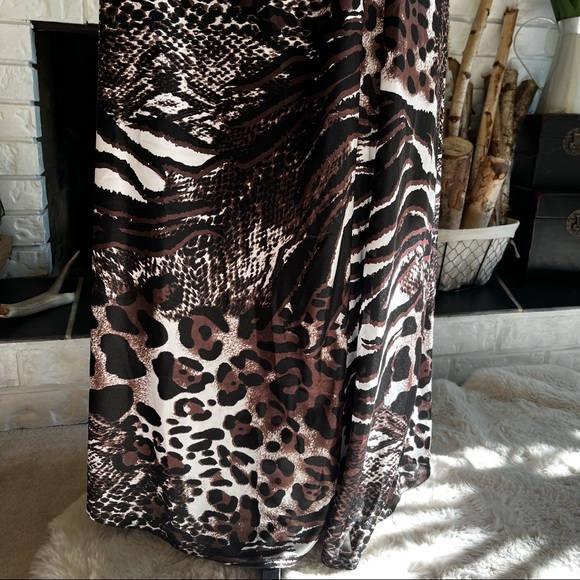 Le Chateau Stunning Animal Print Formal dress - Picture 10 of 14
